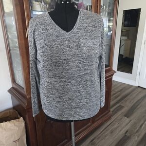 Merona Women's Black and Gray V-Neck Sweater